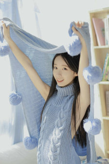 秋山奈奈